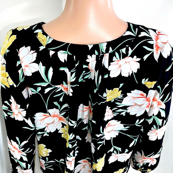 JM Collection Lotus Flower Floral Pleated Tunic Blouse Crepe Polyester Top - Picture 5 of 16
